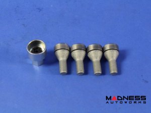 Alfa Romeo Tonale Wheel Locks - Silver - Mopar